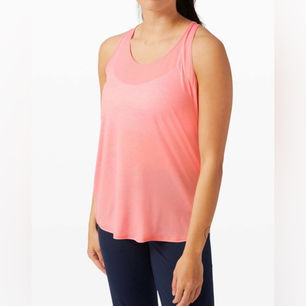 Lululemon Essential Tank *Pleated EUC
